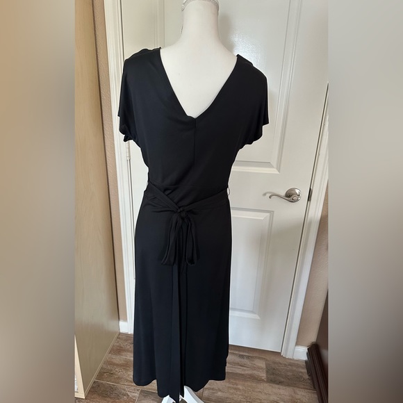 Banana Republic silk black dress. Size M - Picture 4 of 11